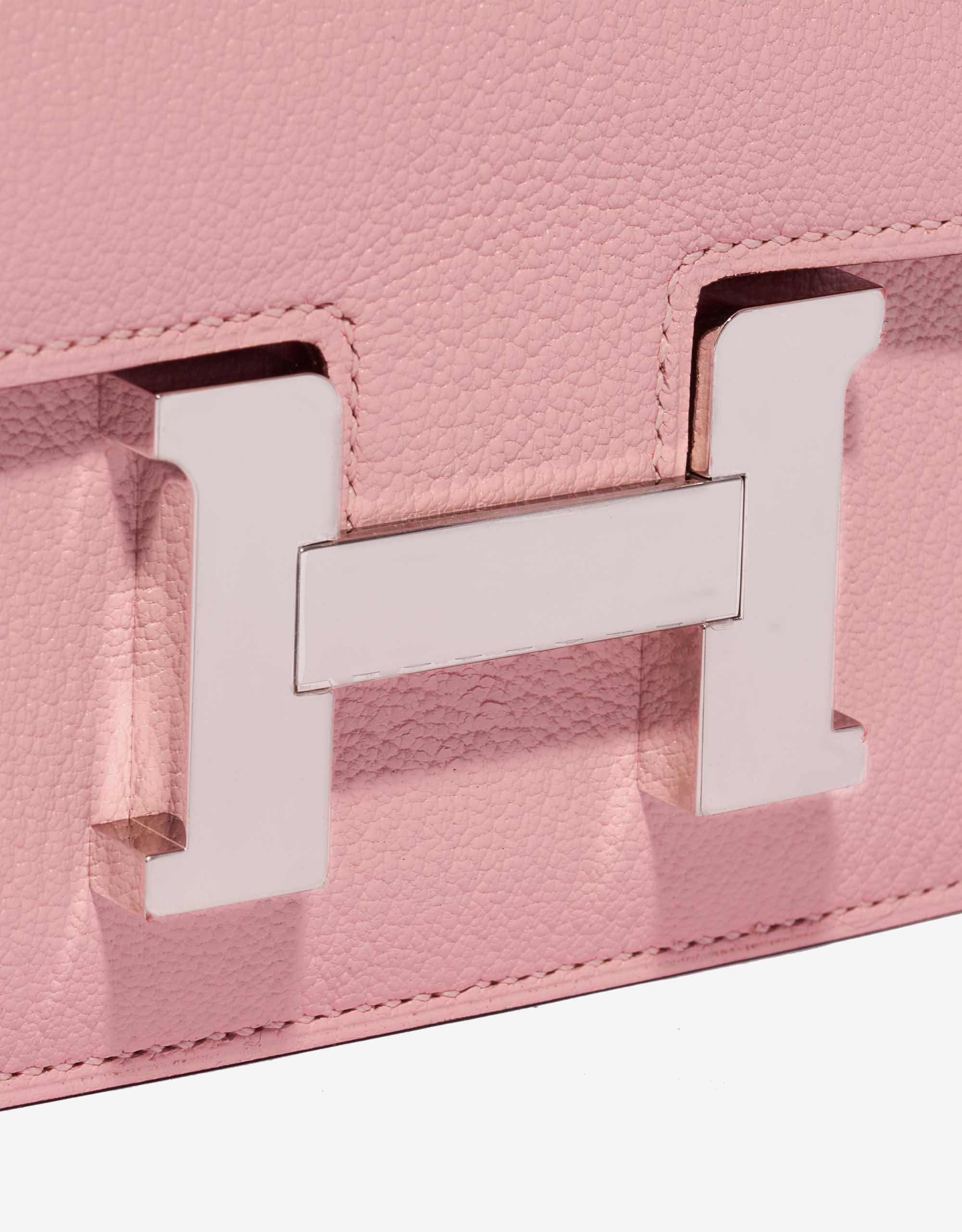 Hermès Constance 18 Rose Sakura Chevre with Palladium Hardware