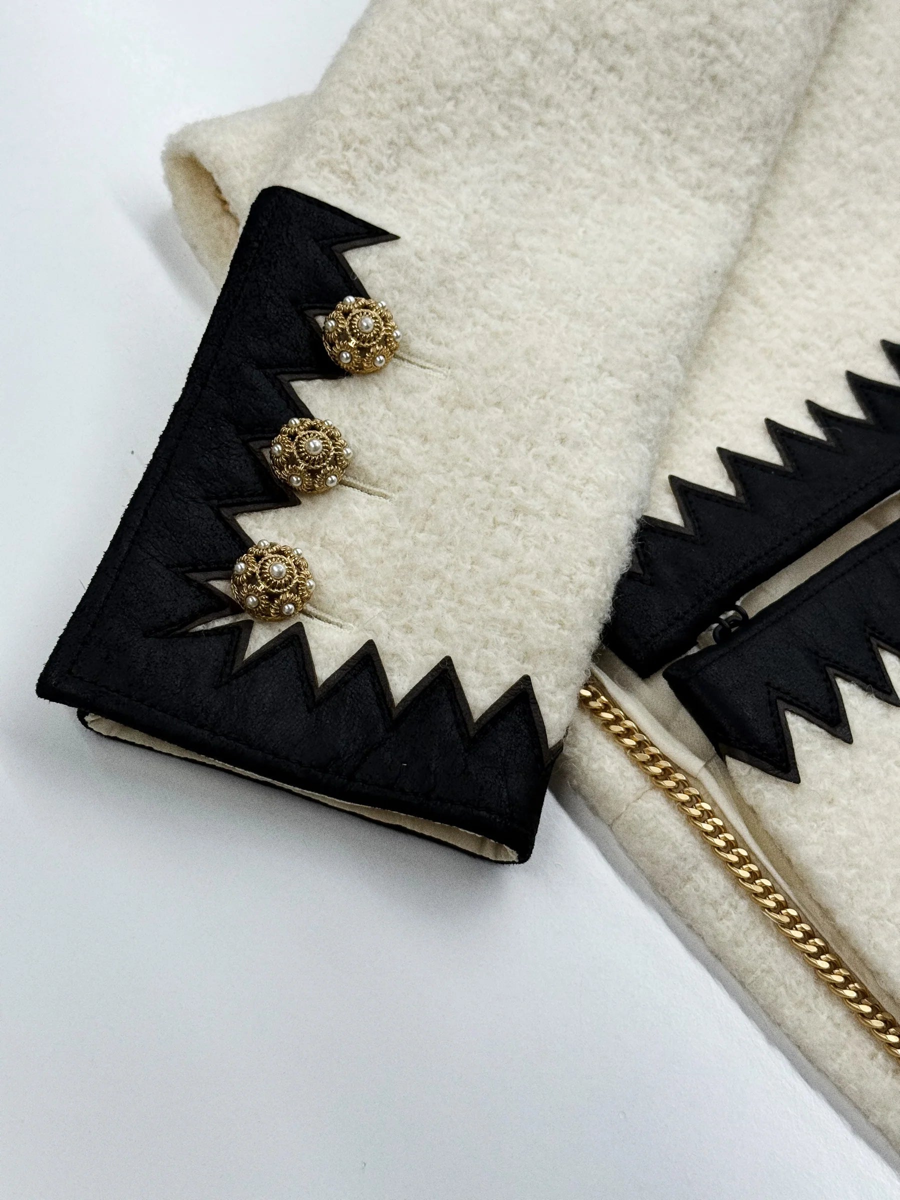 CHANEL Wool Tweed Jacket & Skirt Set – Fall 2015 Runway Collection