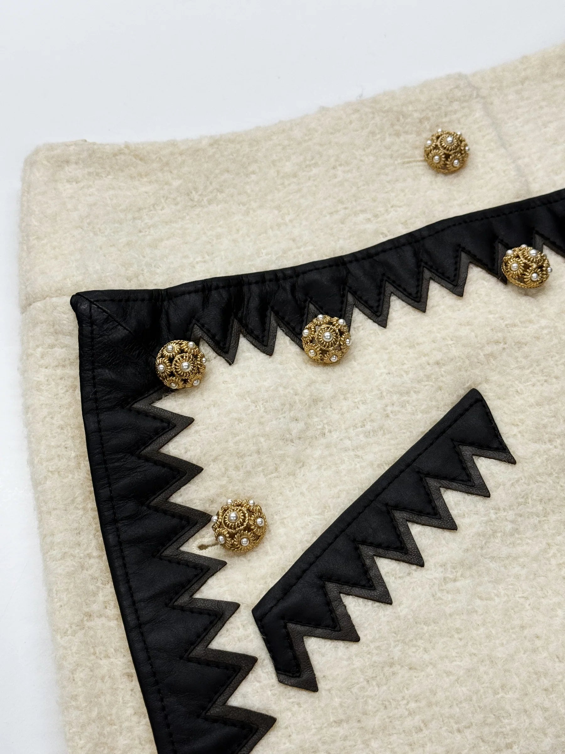 CHANEL Wool Tweed Jacket & Skirt Set – Fall 2015 Runway Collection